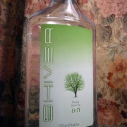 shiver-gin-bottle