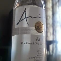 aria-dry-gin-bottle