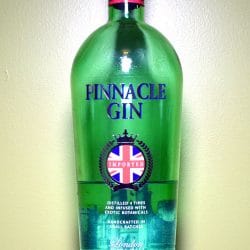Pinnacle-Gin-Bottle.jpg