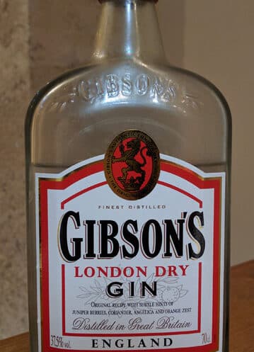 Gibsons-Gin-Bottle-1.jpg