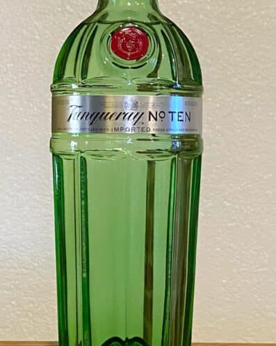 Tanqueray No. 10 gin Bottle