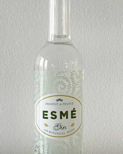 Esmé Gin.