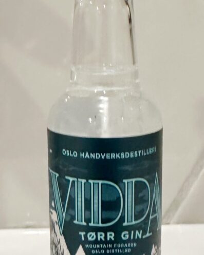 Vidda Tørr gin Bottle