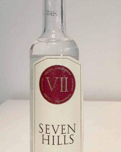 Seven Hills Italian Dry Gin Bottle