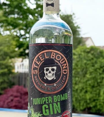 Steelbound Juniper Bomb Gin Bottle